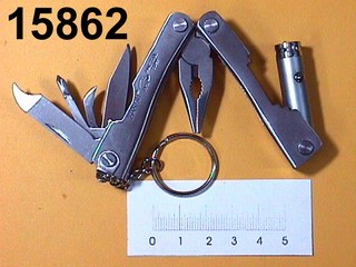 Инструмент складной карманный UQ-114 (4118) с фонариком (Multi Tools)